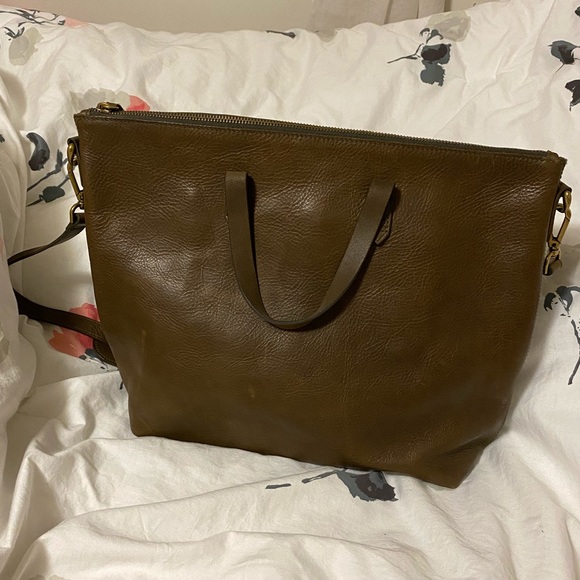 Madewell Handbags - Madewell Zip-Top Transport Carryall Bag NWT